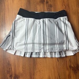 Lululemon Run: Pace Setter Skirt size small
